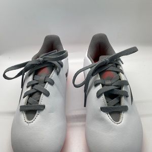 BRAND ADIDAS NEW  NO BOX CHILD SOCCER SPPEED FLOW
